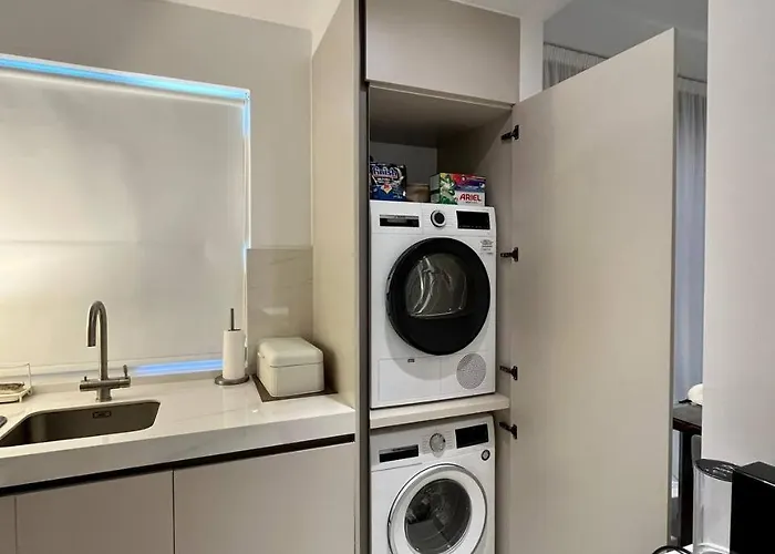 Golden Hour - Venus Gardens Apartmán